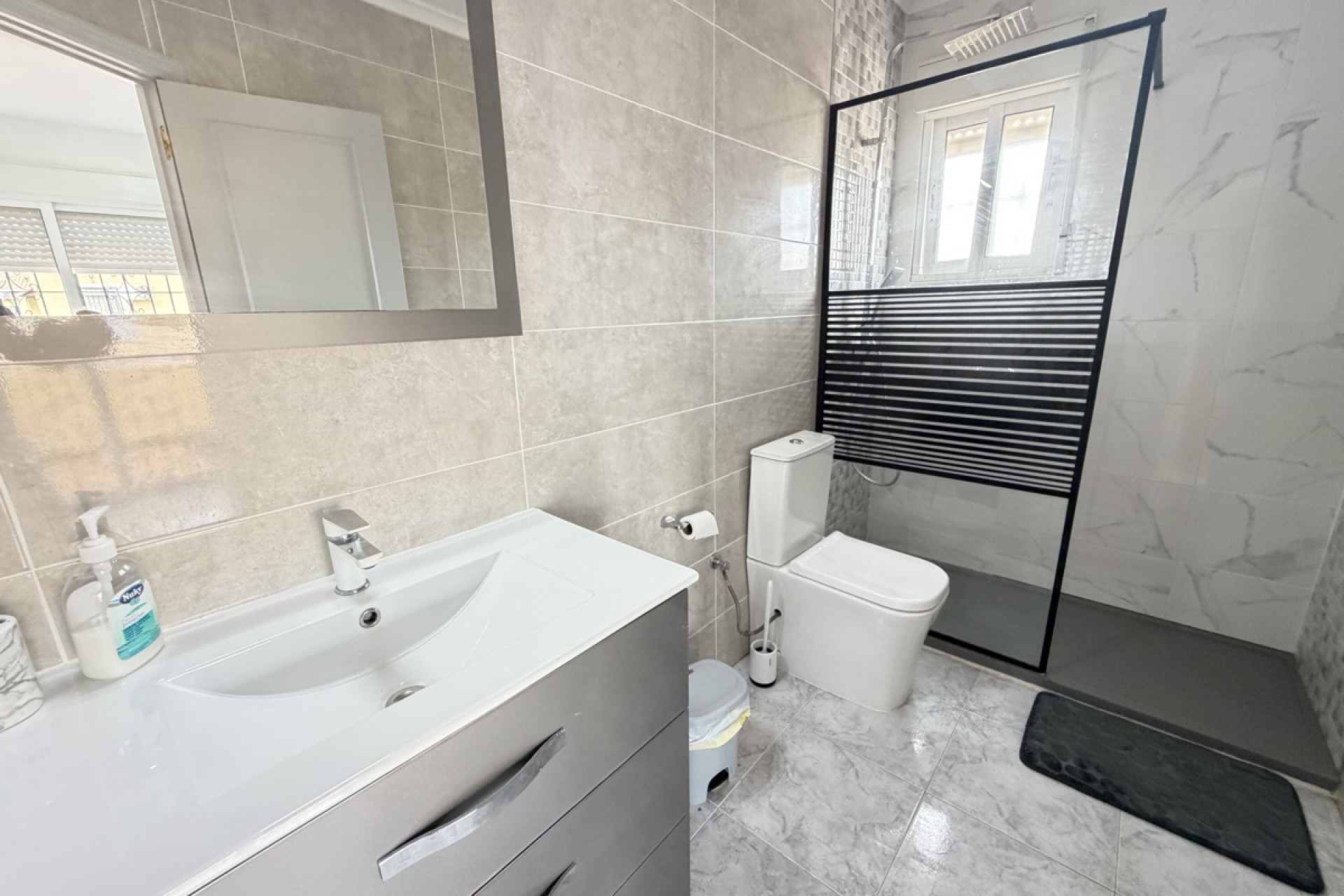 Resale - Detached Villa - Villamartín