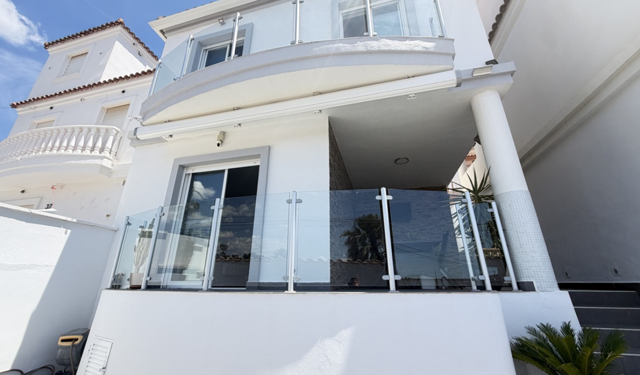 Resale - Detached Villa - Villamartín