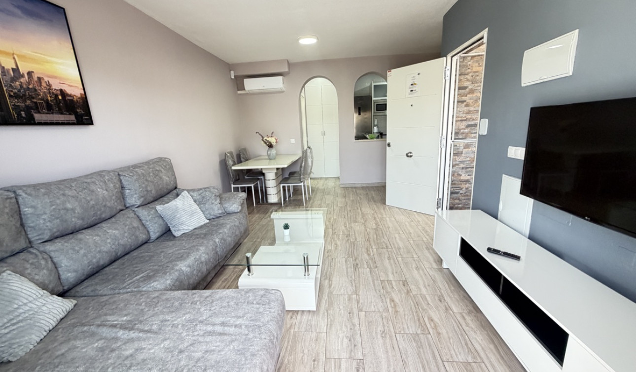 Resale - Detached Villa - Villamartín