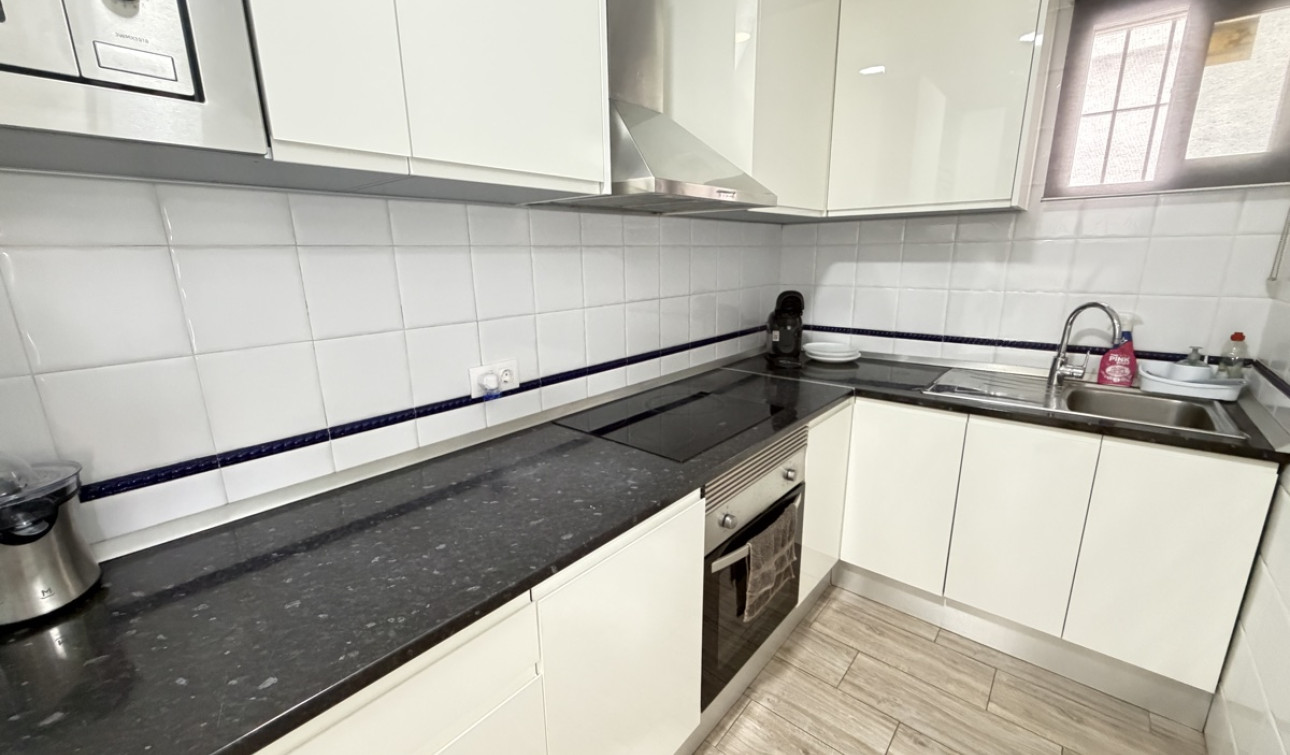 Resale - Detached Villa - Villamartín