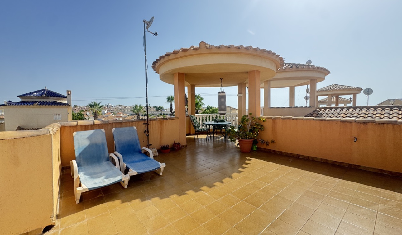 Resale - Detached Villa - Villamartín