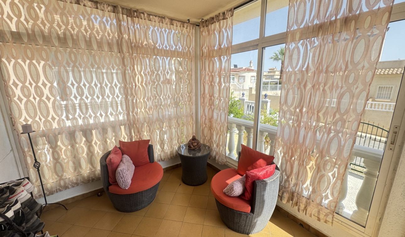 Resale - Detached Villa - Villamartín