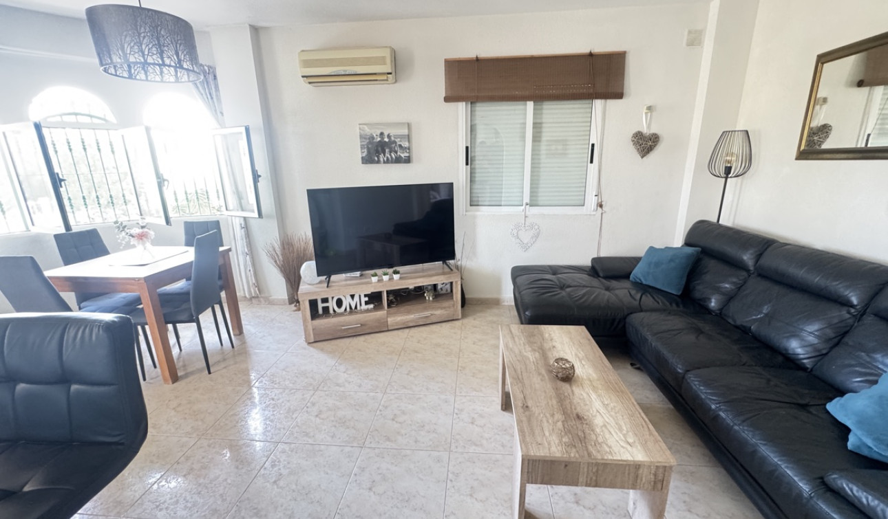 Resale - Detached Villa - Villamartín