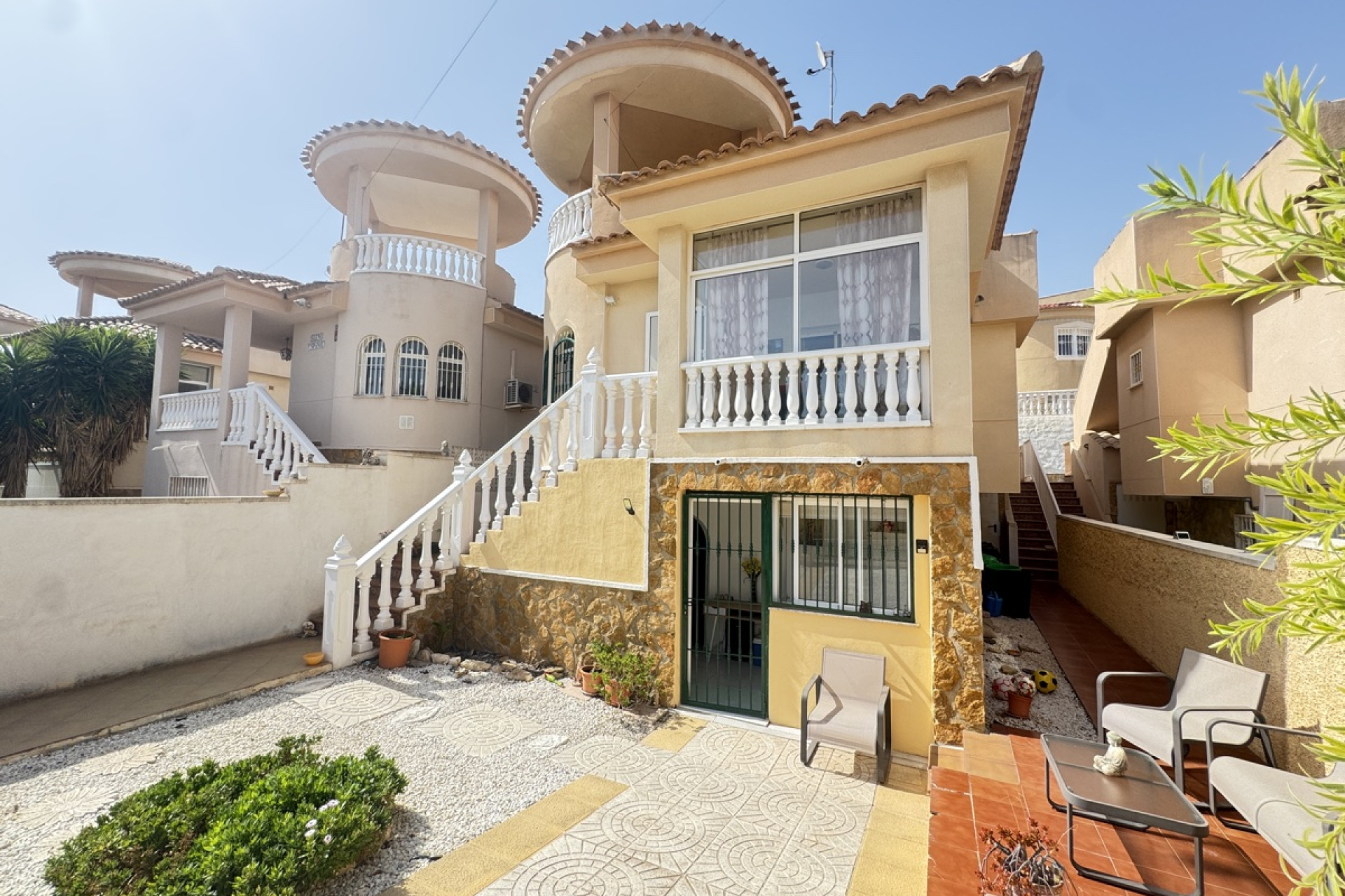 Resale - Detached Villa - Villamartín