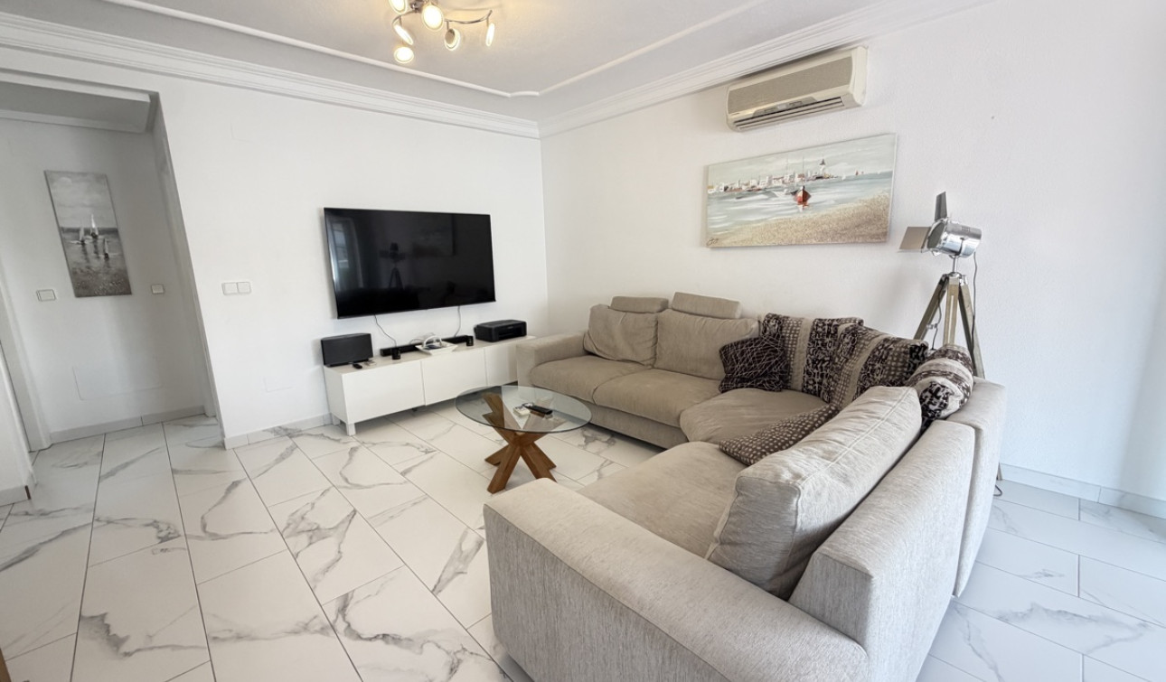Resale - Detached Villa - Villamartín