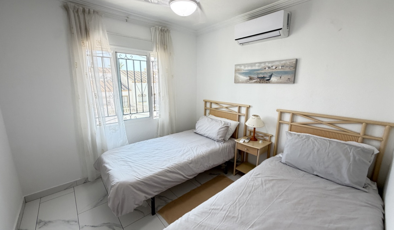 Resale - Detached Villa - Villamartín