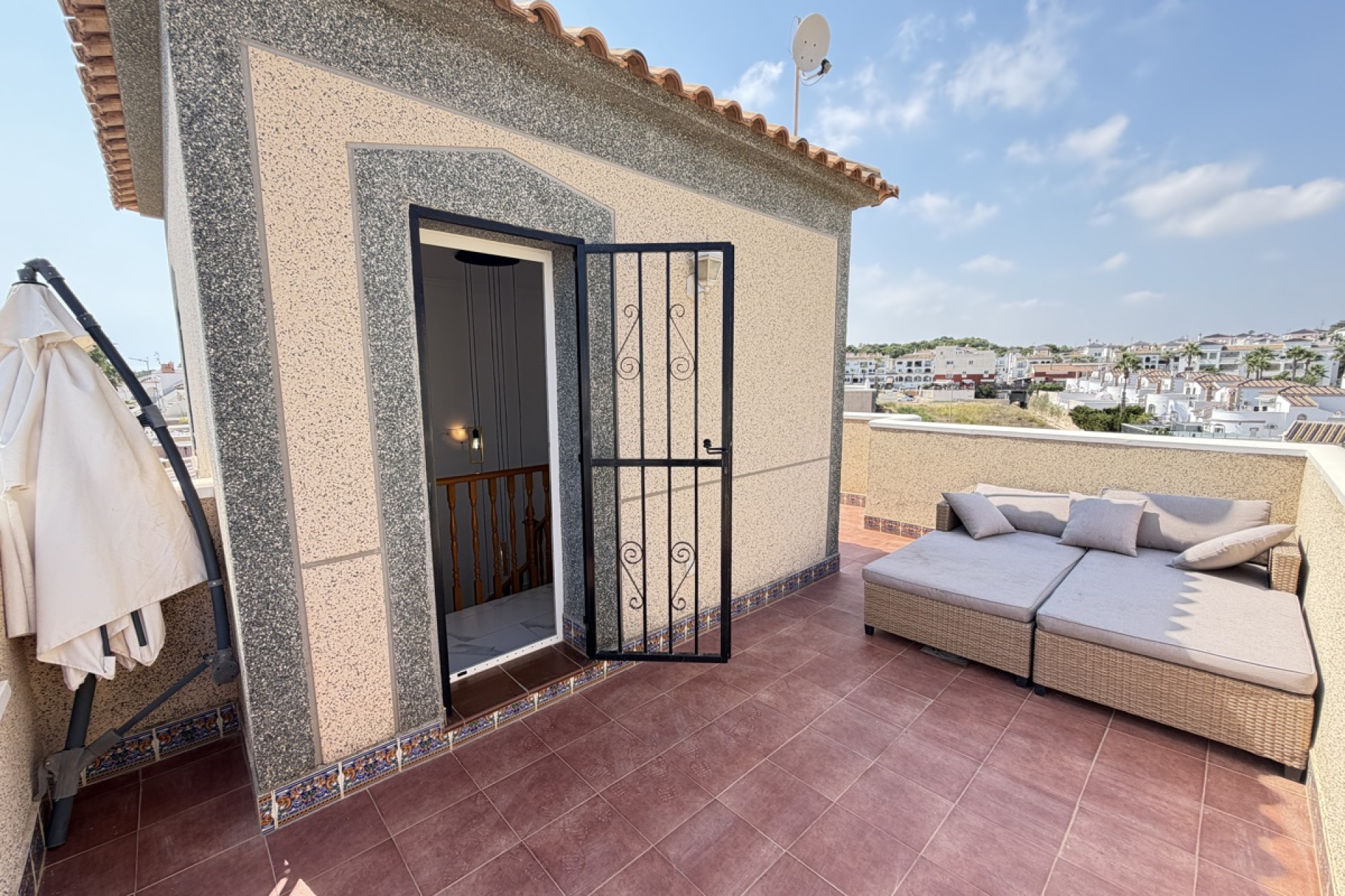 Resale - Detached Villa - Villamartín