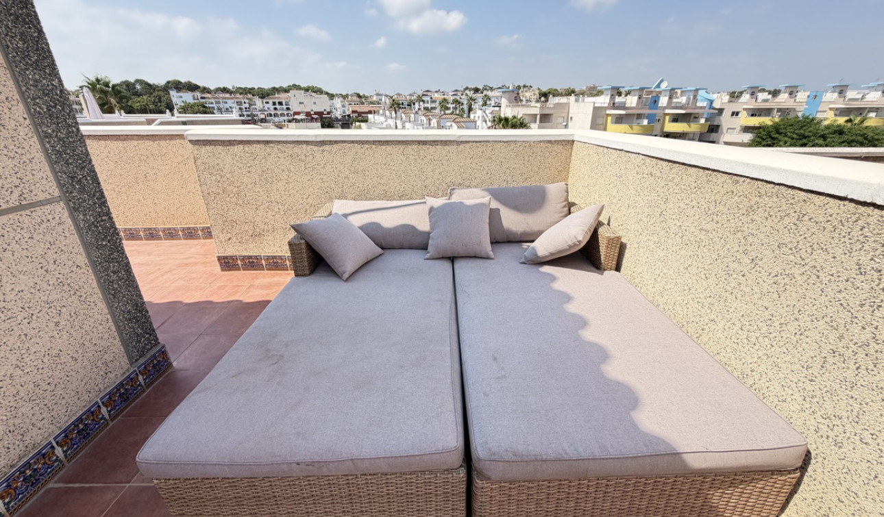 Resale - Detached Villa - Villamartín