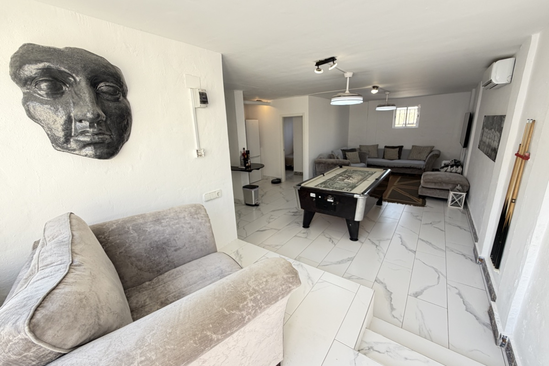 Resale - Detached Villa - Villamartín