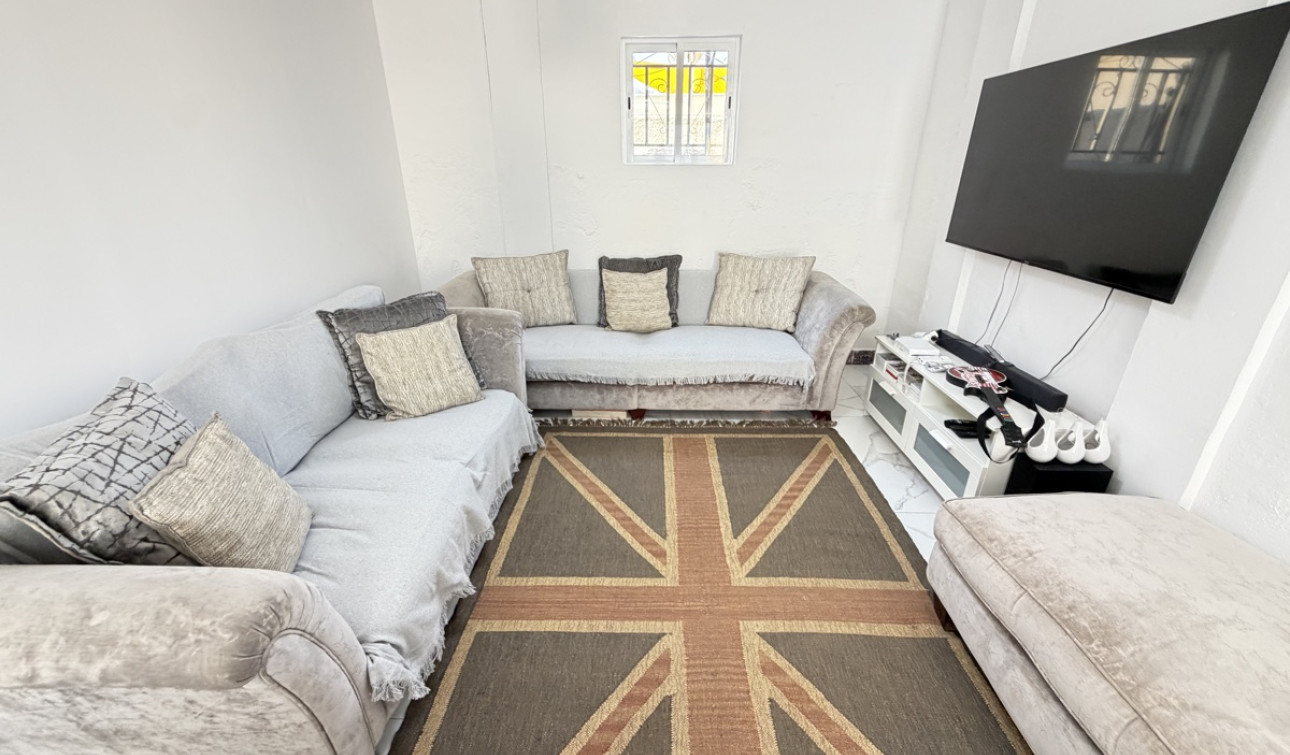 Resale - Detached Villa - Villamartín