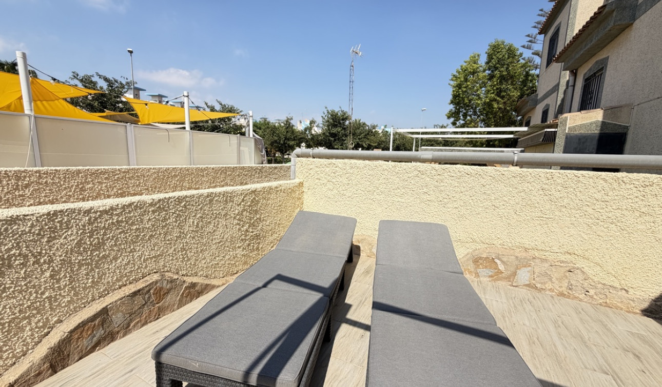 Resale - Detached Villa - Villamartín