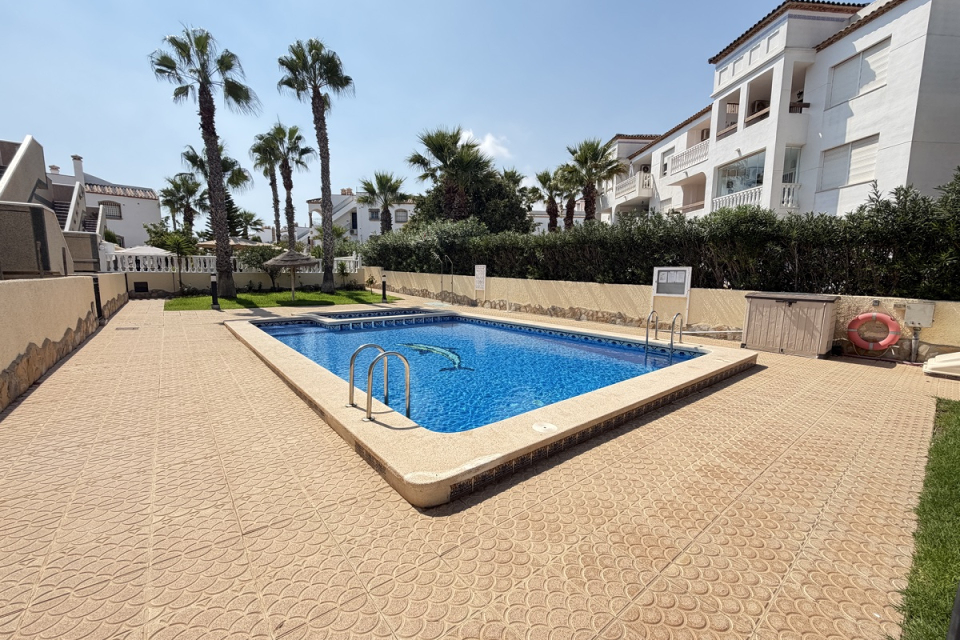 Resale - Detached Villa - Villamartín