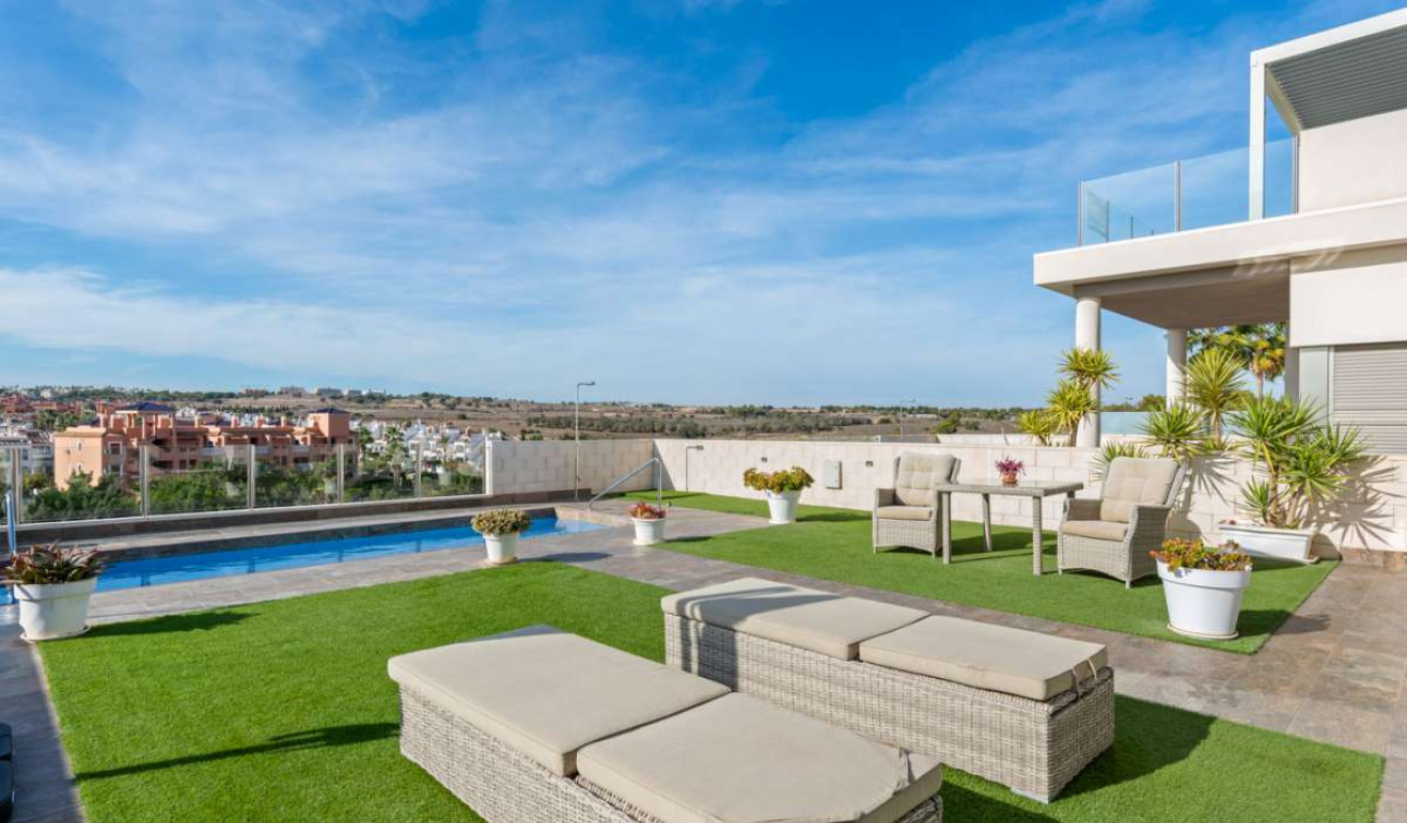 Resale - Detached Villa - Villamartín