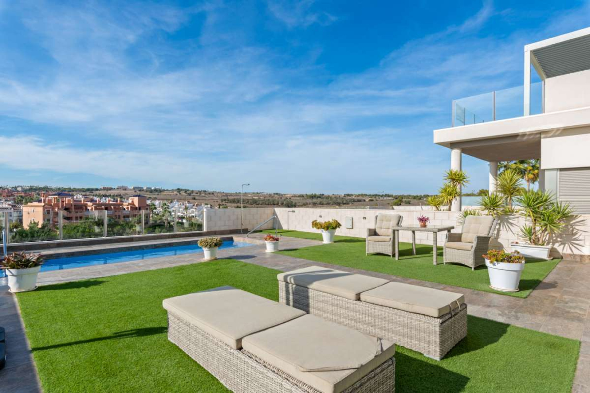 Resale - Detached Villa - Villamartín