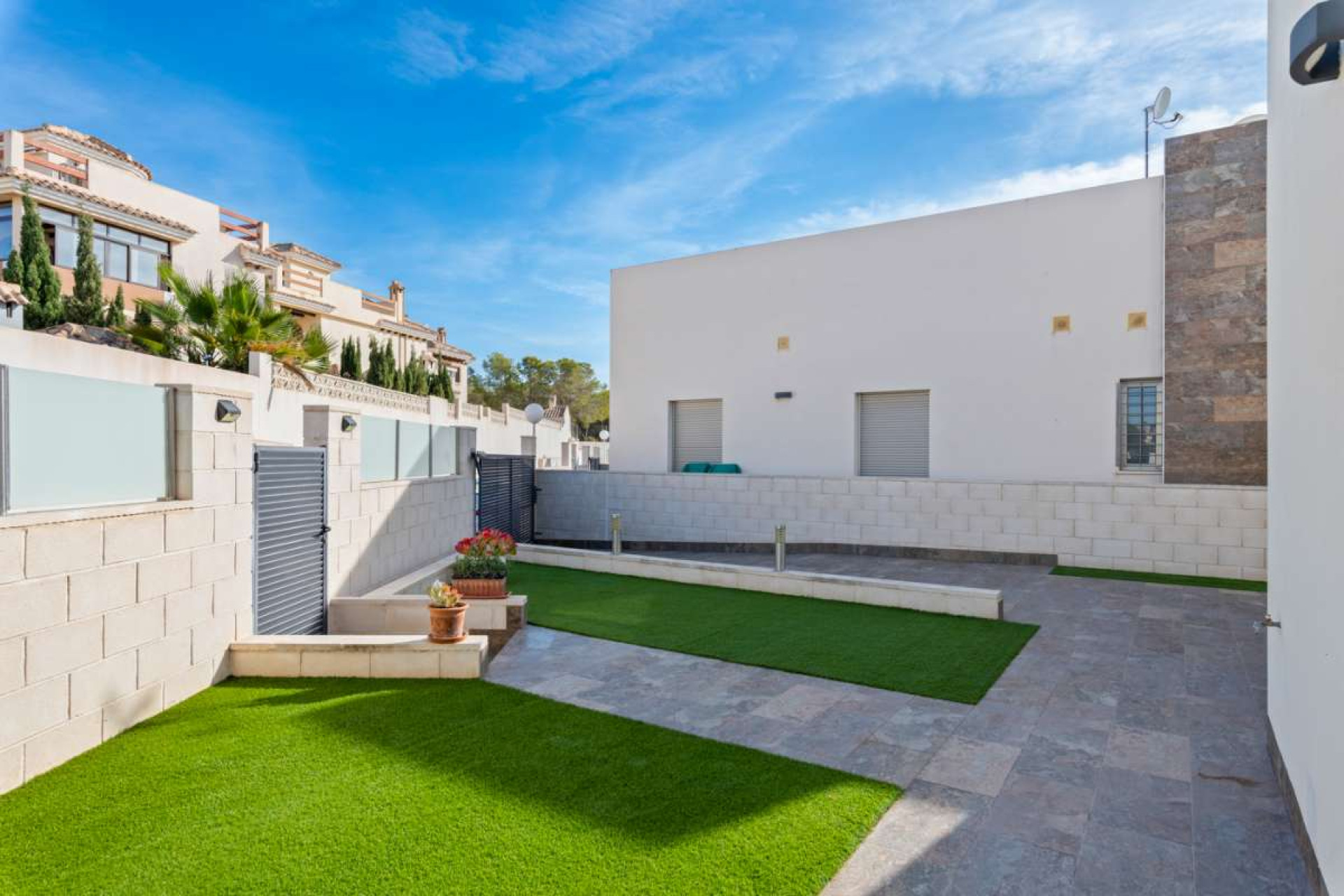 Resale - Detached Villa - Villamartín