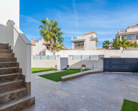 Resale - Detached Villa - Villamartín