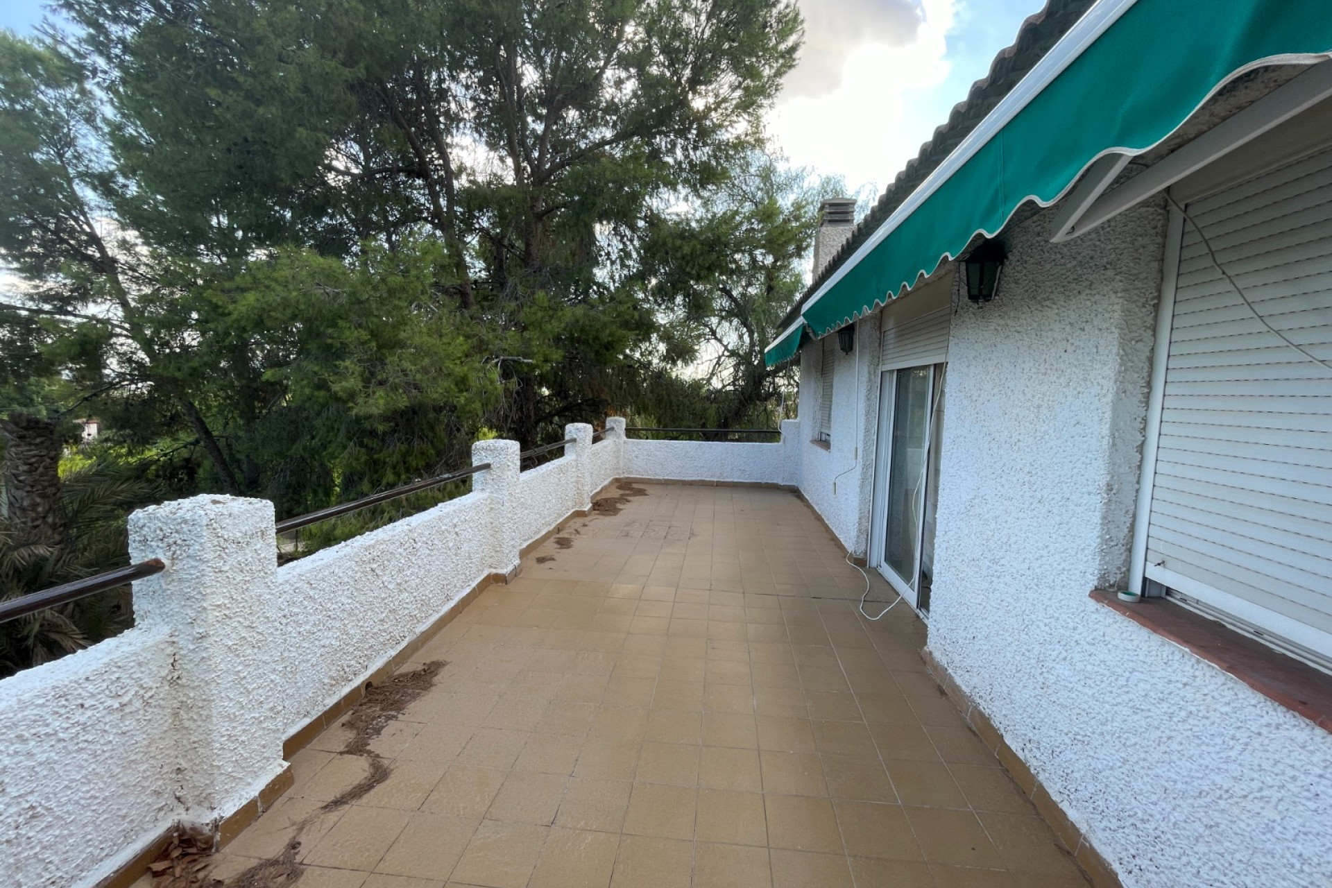 Resale - Finca / Country Property - Albatera