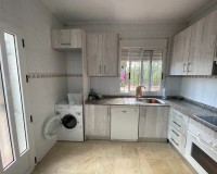 Resale - Finca / Country Property - Albatera