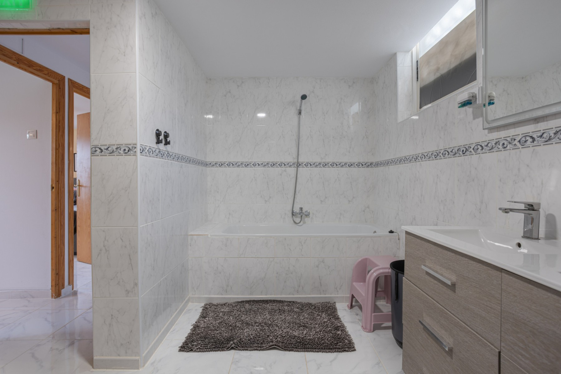 Resale - Finca / Country Property - Albatera