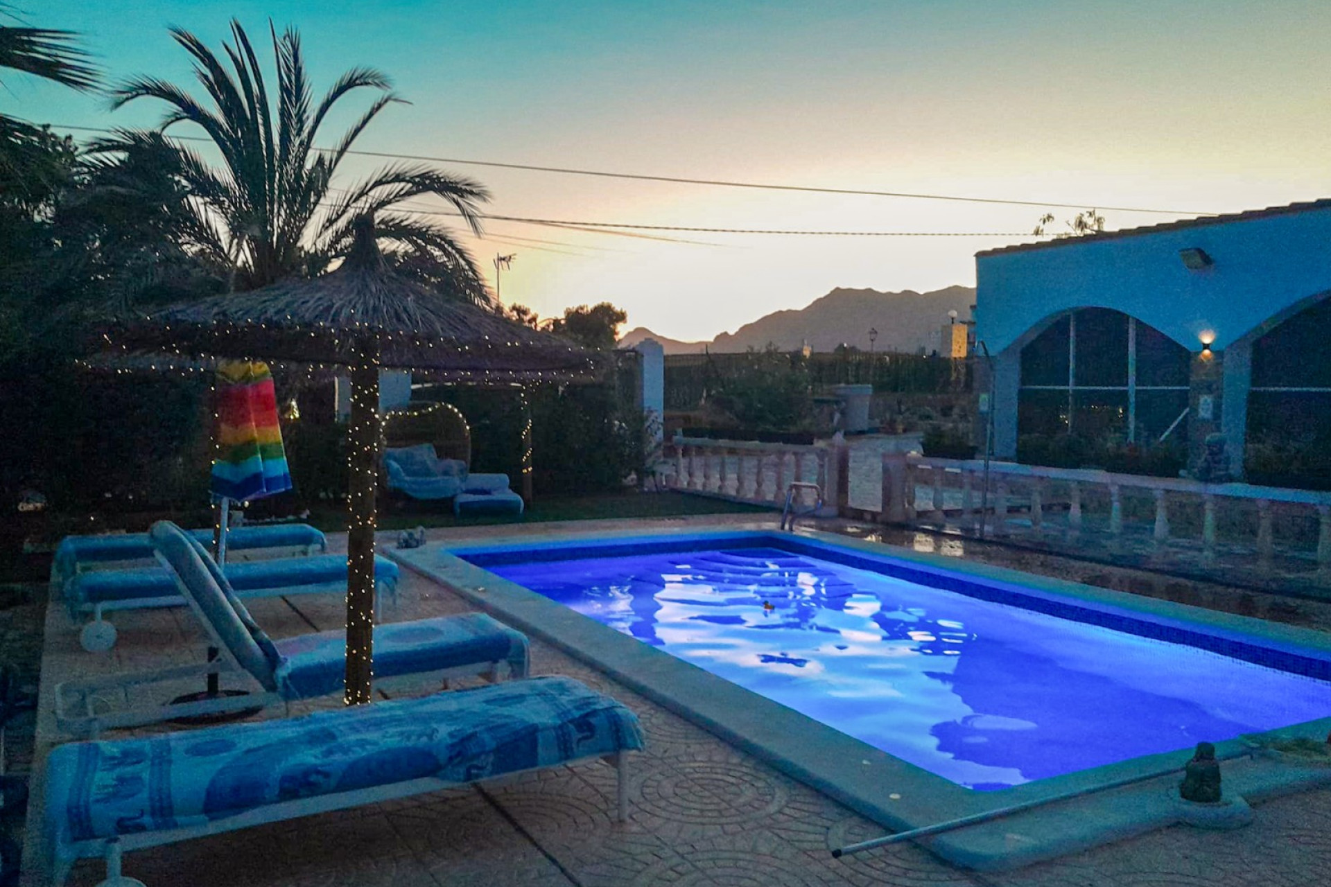 Resale - Finca / Country Property - Albatera