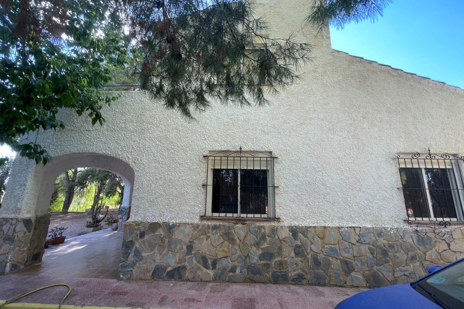 Resale - Finca / Country Property - Albatera