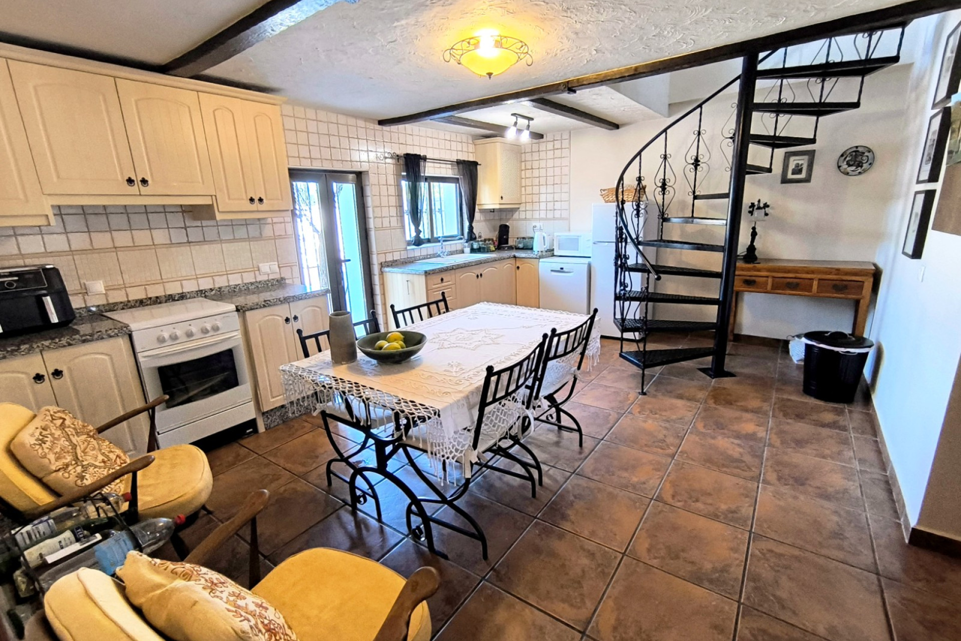 Resale - Finca / Country Property - Albatera