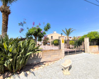 Resale - Finca / Country Property - Albatera