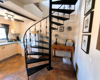 Resale - Finca / Country Property - Albatera