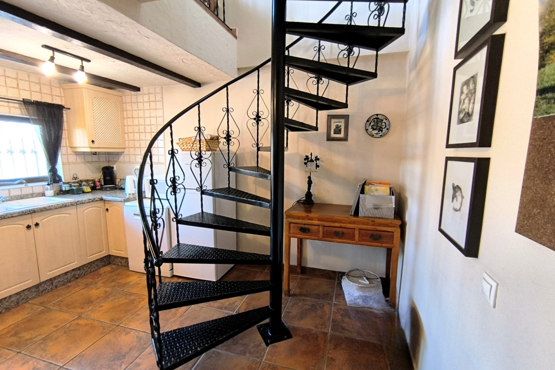 Resale - Finca / Country Property - Albatera