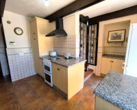 Resale - Finca / Country Property - Albatera