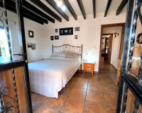Resale - Finca / Country Property - Albatera