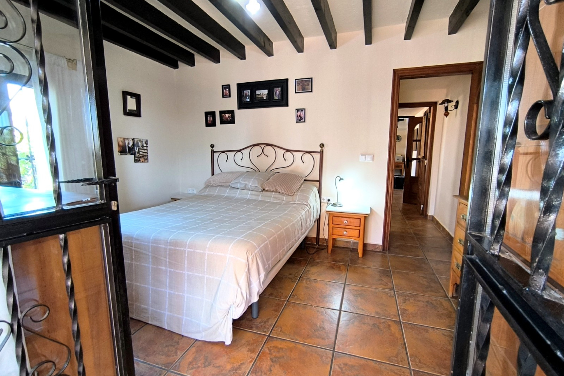 Resale - Finca / Country Property - Albatera