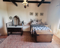 Resale - Finca / Country Property - Albatera