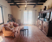Resale - Finca / Country Property - Albatera