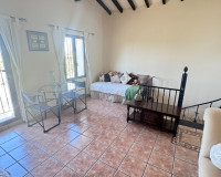 Resale - Finca / Country Property - Albatera