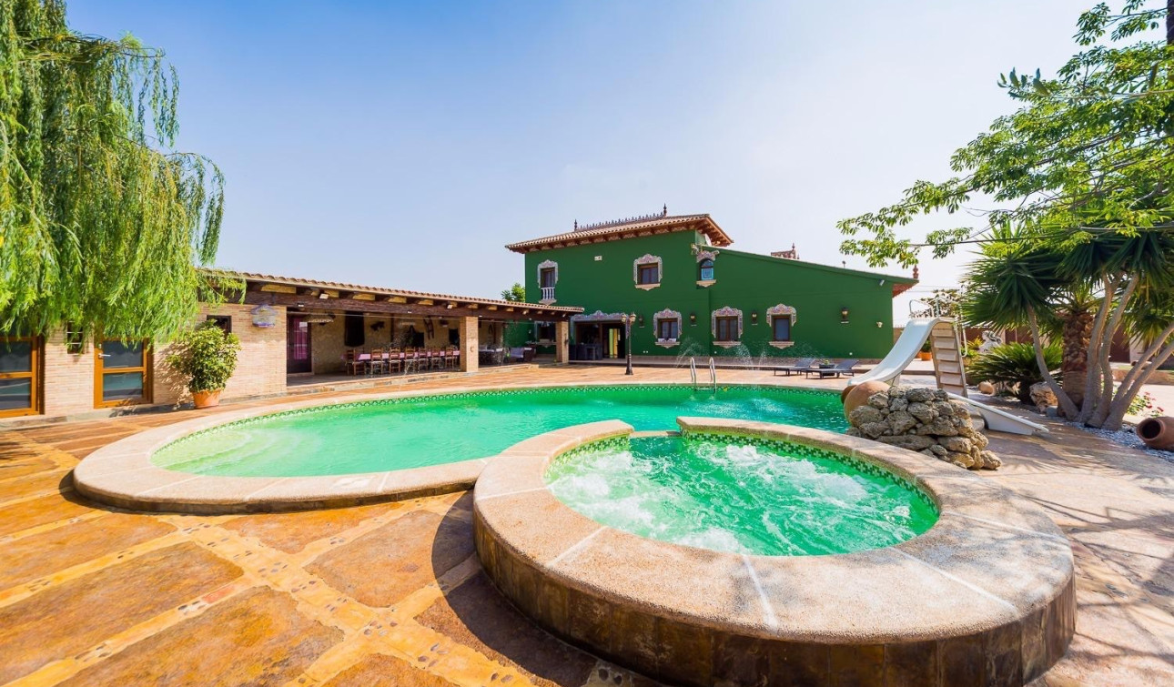 Resale - Finca / Country Property - Almoradí - Almoradi