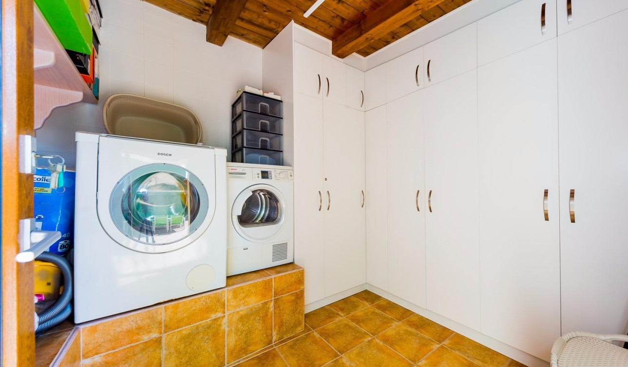 Resale - Finca / Country Property - Almoradí - Almoradi