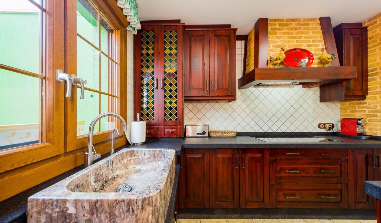 Resale - Finca / Country Property - Almoradí - Almoradi