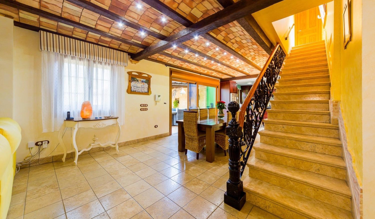 Resale - Finca / Country Property - Almoradí - Almoradi