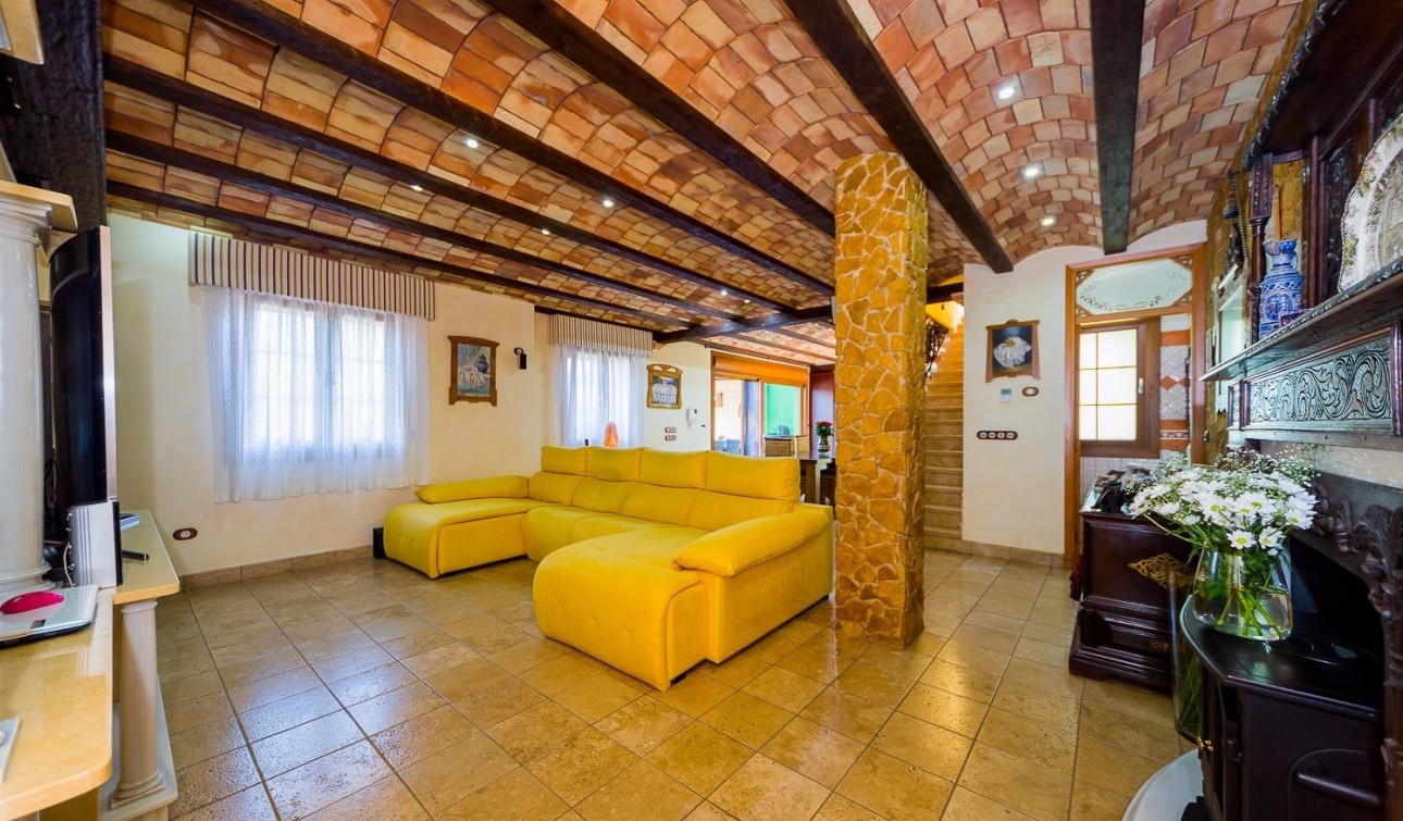 Resale - Finca / Country Property - Almoradí - Almoradi