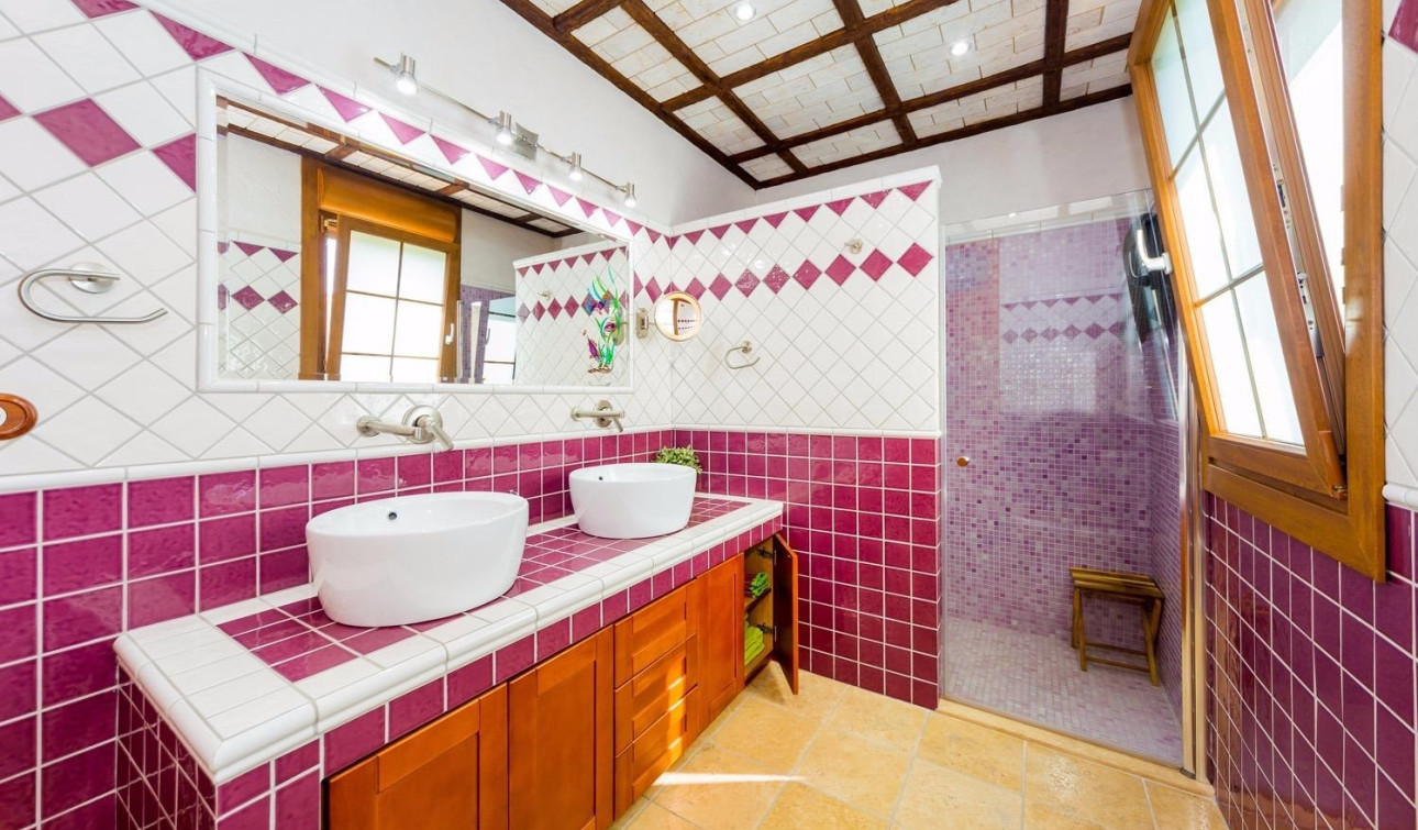 Resale - Finca / Country Property - Almoradí - Almoradi