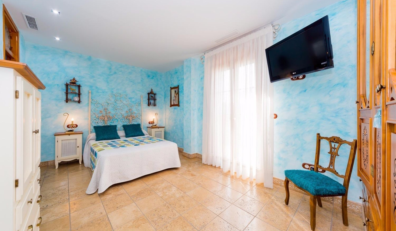 Resale - Finca / Country Property - Almoradí - Almoradi