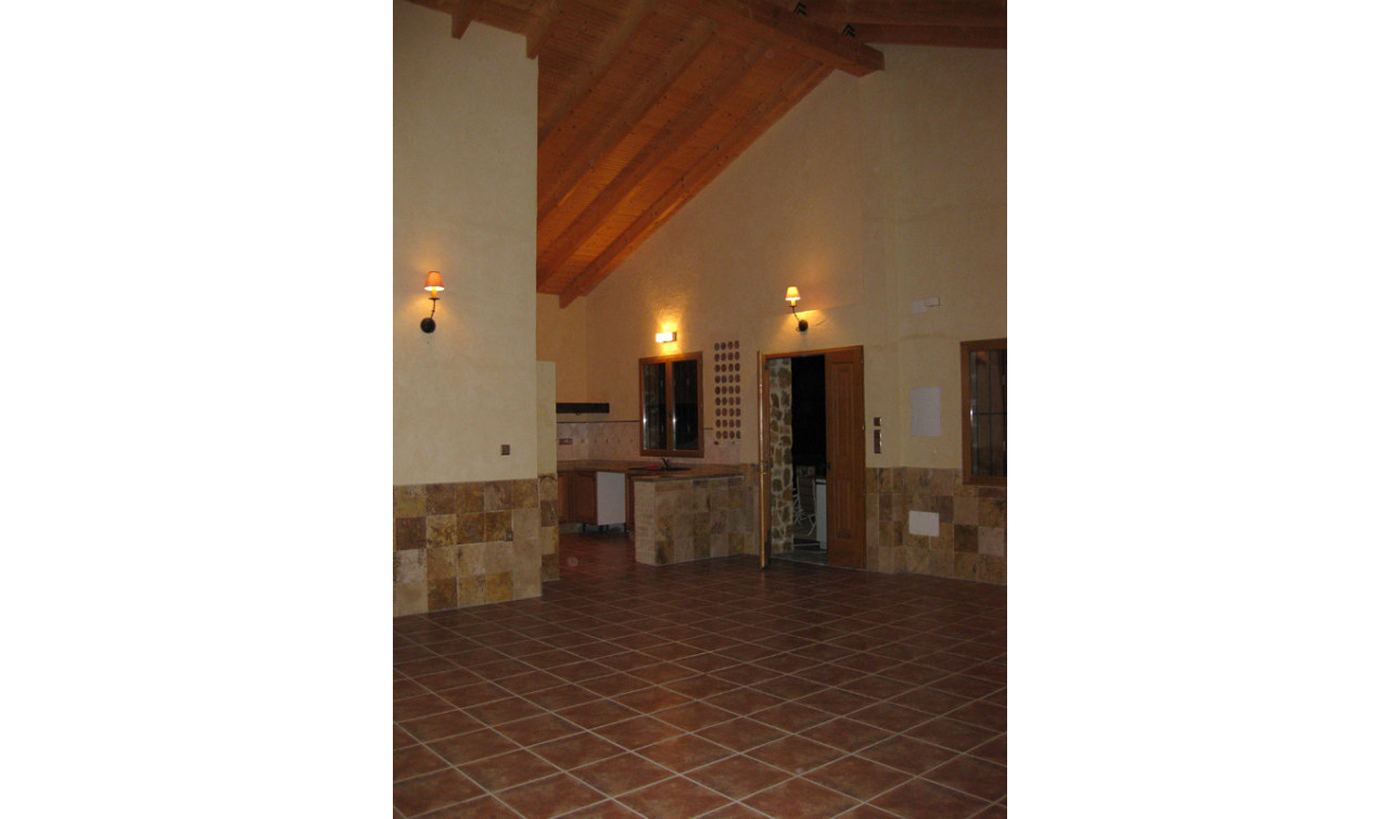 Resale - Finca / Country Property - Benferri