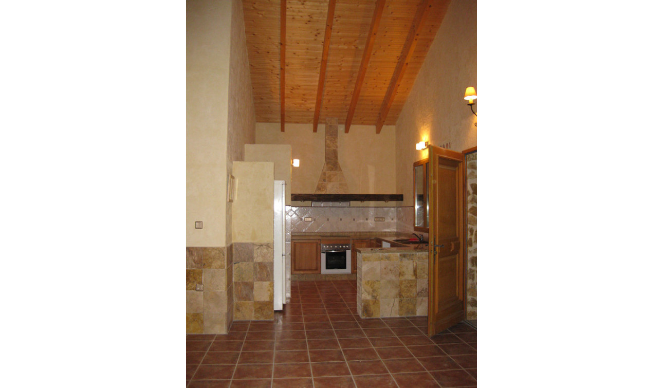 Resale - Finca / Country Property - Benferri