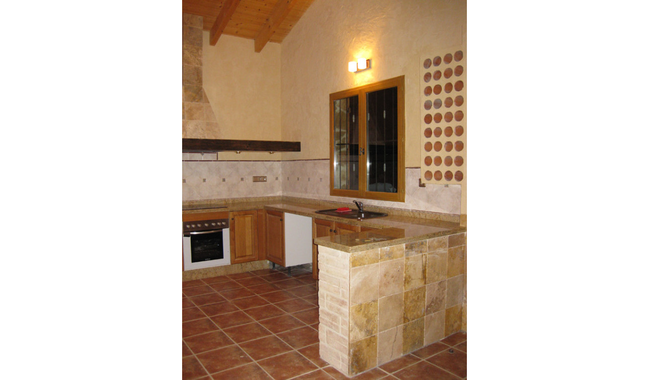 Resale - Finca / Country Property - Benferri
