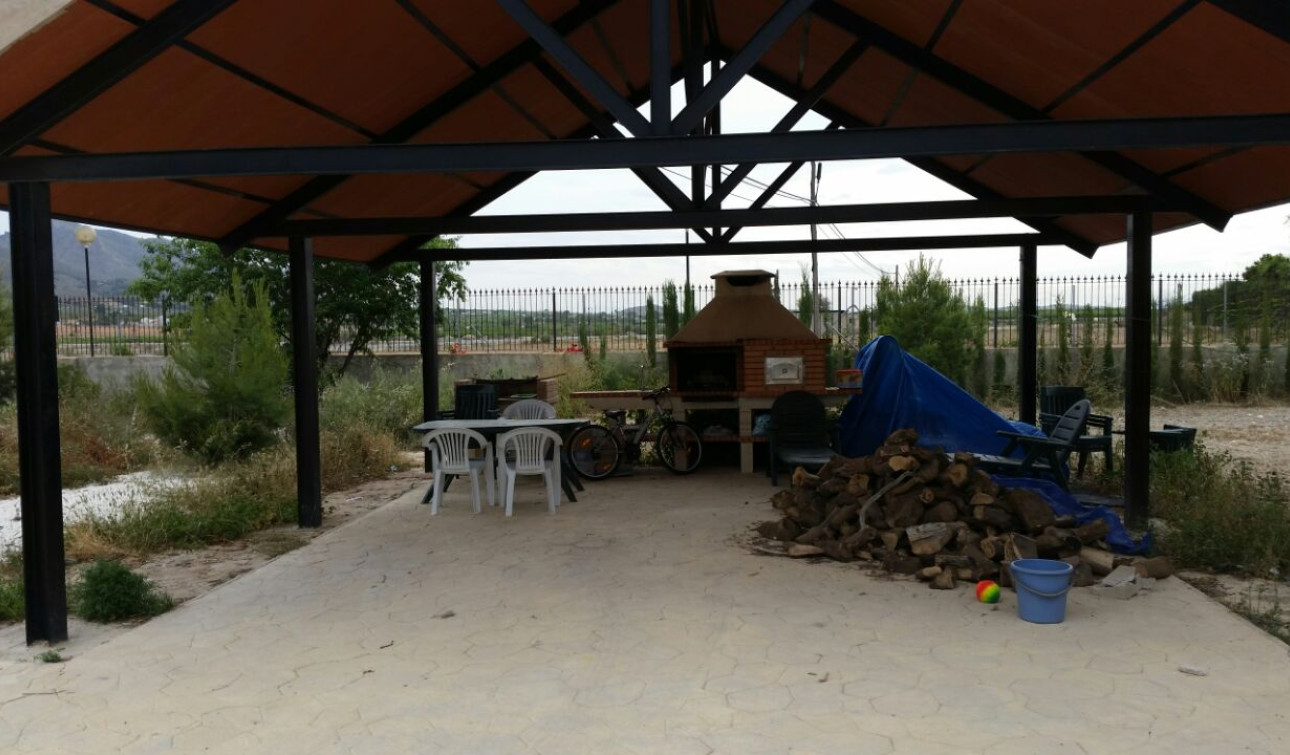 Resale - Finca / Country Property - Benferri