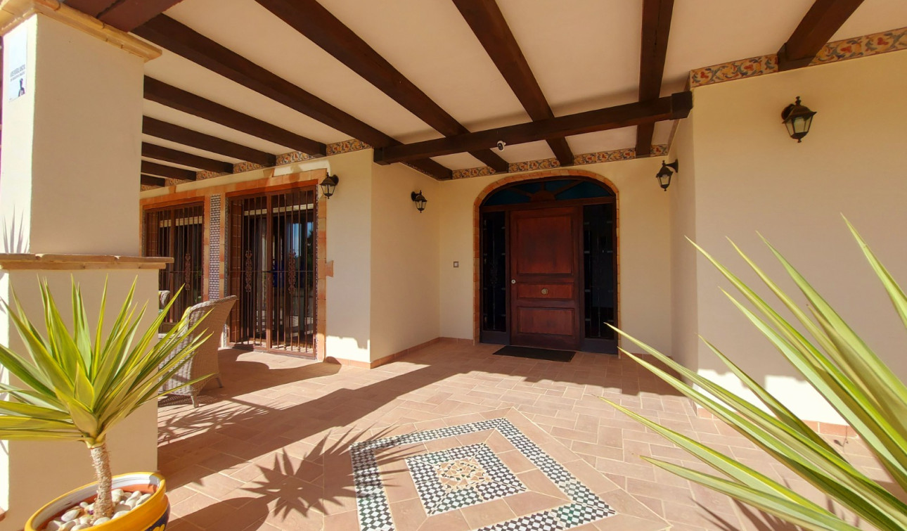 Resale - Finca / Country Property - Bigastro