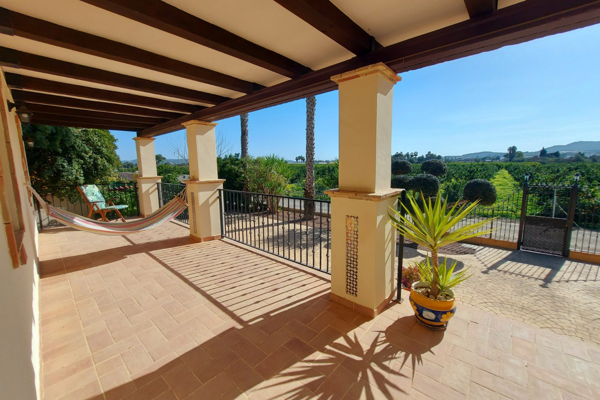 Resale - Finca / Country Property - Bigastro