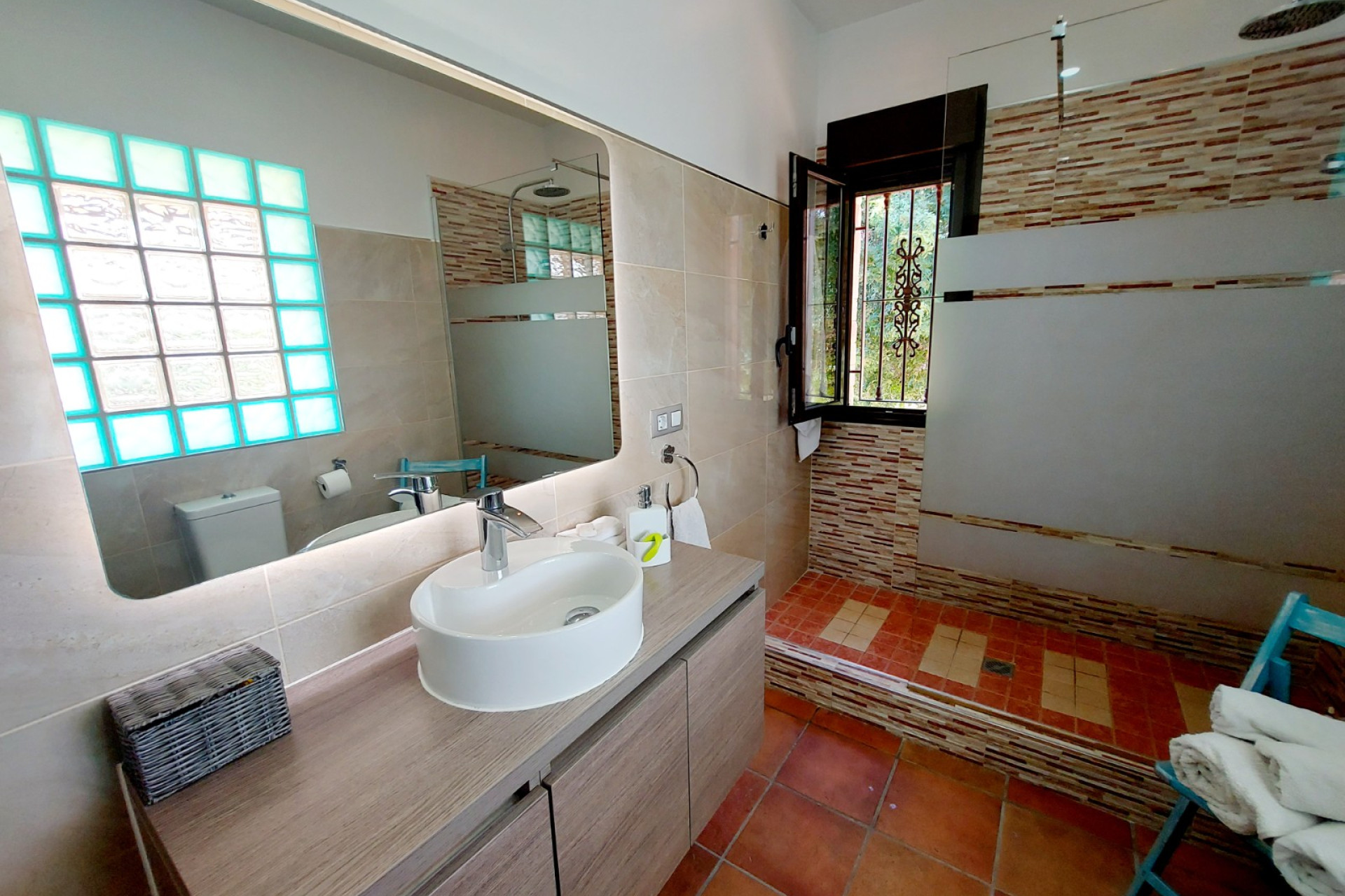 Resale - Finca / Country Property - Bigastro