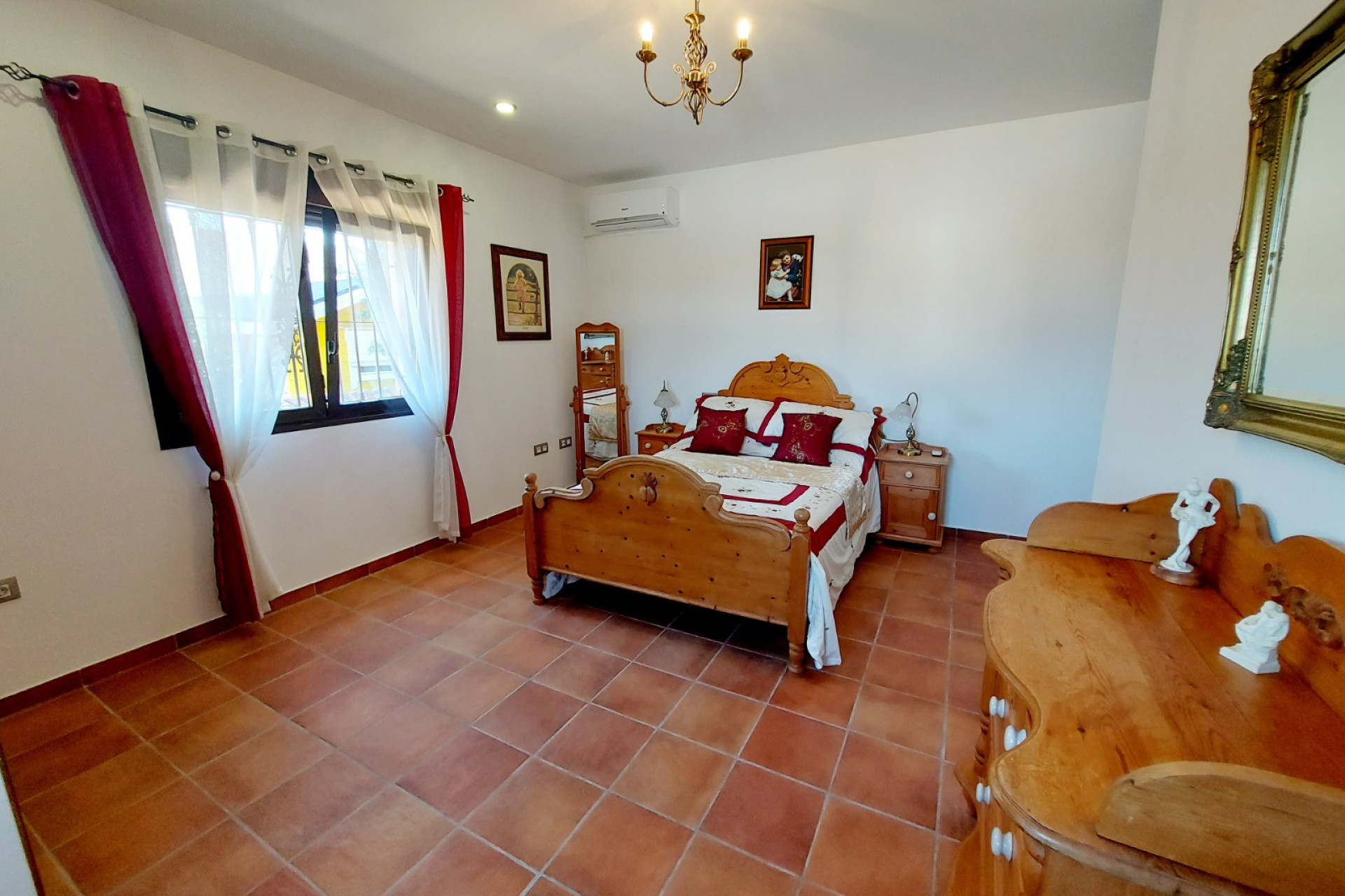 Resale - Finca / Country Property - Bigastro